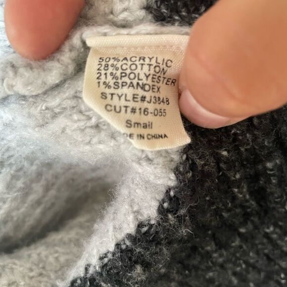 M Rena Sweater - Picture 4 of 8